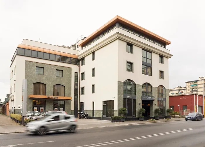Cosmopolitan Hotel